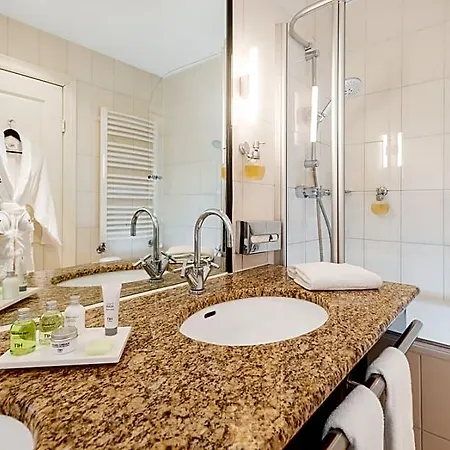 Le Doux Souvenir, Potsdam, A Tribute Portfolio 4*