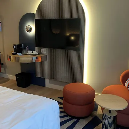 Hotel Le Doux Souvenir, Potsdam, A Tribute Portfolio